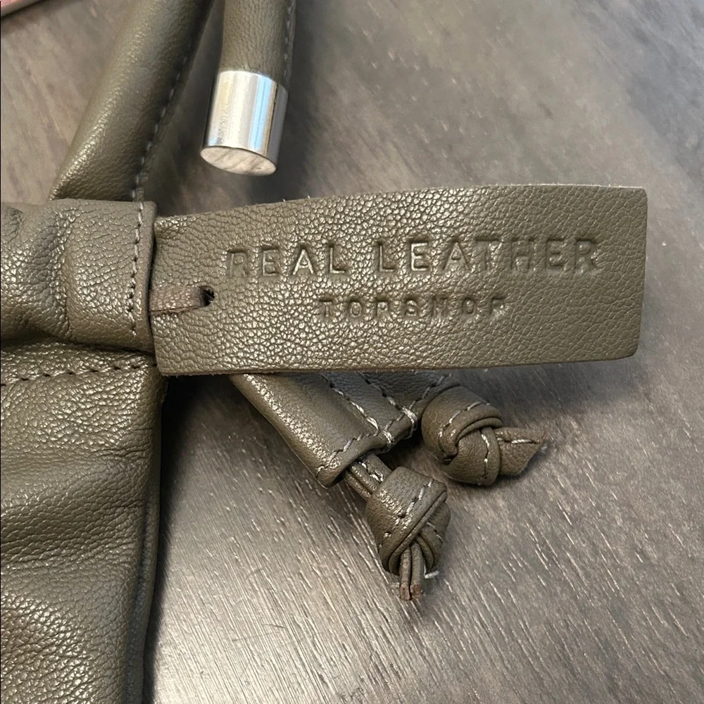 Topshop Olive Drawstring leather Shoulder Bag - Picture 8 of 10